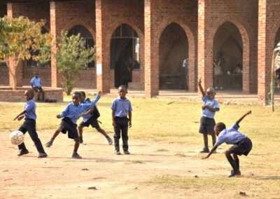Rising Star School – Sanitärgebäude in Hopley